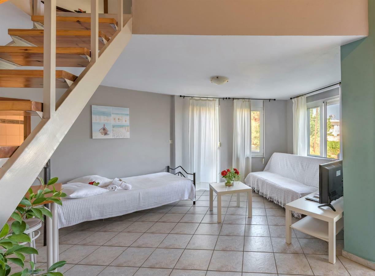 Hra & Athena Maisonette خانيا الغرفة الصورة